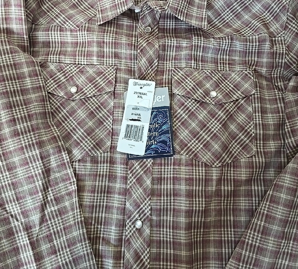 Wrangler Men's Tan Plaid Button Down Shirt - Picture 2 of 3